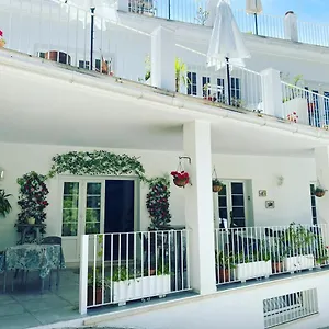 El Nido Del Chorro Capsulehotel